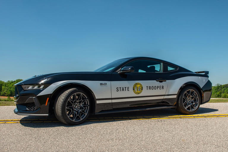 North Carolina Highway Patrol adds 2024 Mustangs to fleet