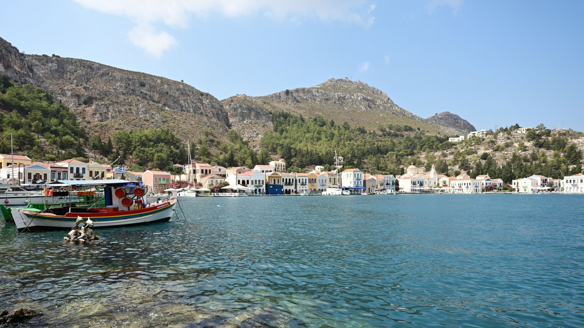 σε πέντε ακόμη νησιά του αιγαίου επεκτείνεται η βίζα express για τούρκους τουρίστες