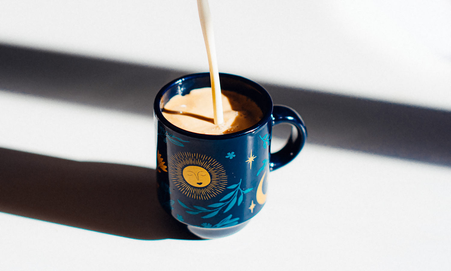 what is the healthiest coffee creamer? a dietitian shares her no. 1 pick