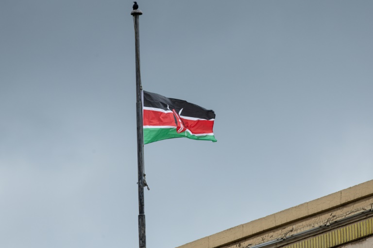 kenya : hommage militaire au chef des armées, mort dans un crash d'hélicoptère