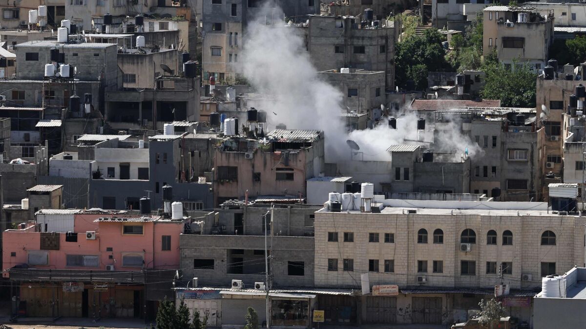 l’armée israélienne dit avoir tué dix palestiniens dans un camp de réfugiés en cisjordanie, une frappe fait neuf morts à rafah