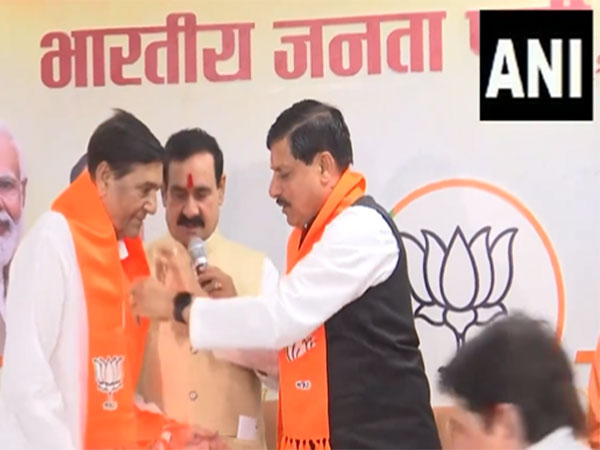 Madhya Pradesh: Several Congress Leaders, Including Ex-MLA, Join BJP ...