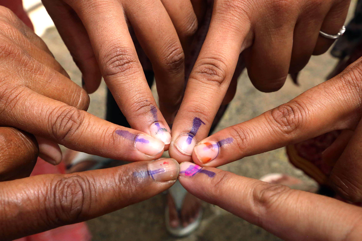 40.39 pc voters turnout at 1 pm in rajasthan's 13 ls seats