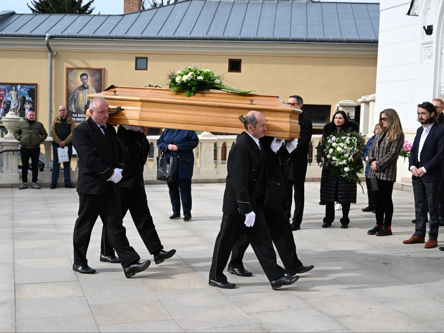 pogrzeb damiana sobóla. jego bliscy odebrali pośmiertne odznaczenie od prezydenta