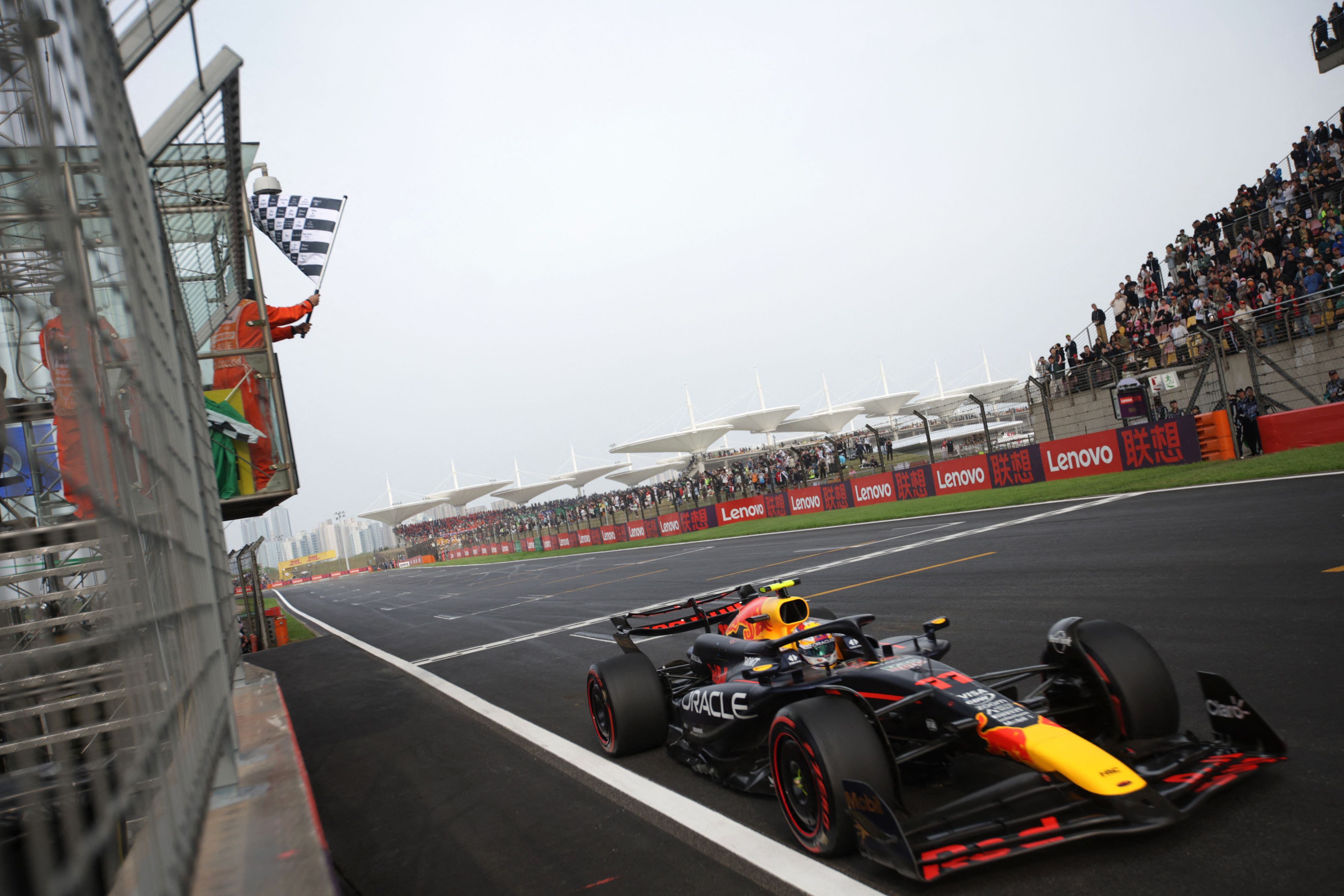 GP China F1: Horario, TV Y Dónde Ver La Carrera De Checo Pérez Hoy En ...