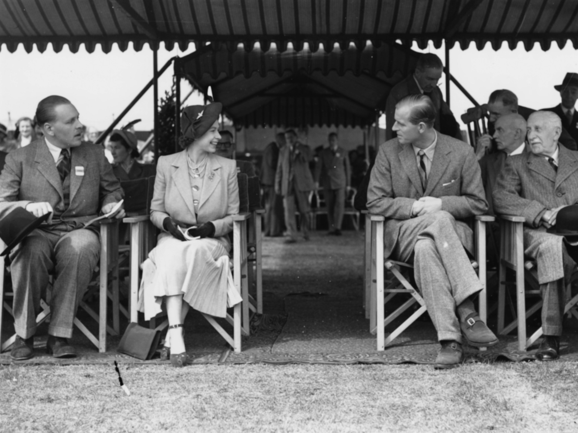 The royal couple smile across the aisle at the Royal Horse Show in 1949.<p><a href="https://www.msn.com/en-au/community/channel/vid-7xx8mnucu55yw63we9va2gwr7uihbxwc68fxqp25x6tg4ftibpra?cvid=94631541bc0f4f89bfd59158d696ad7e">Follow us and access great exclusive content every day</a></p>