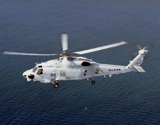 哨戒ヘリコプターSH60K（海上自衛隊提供）