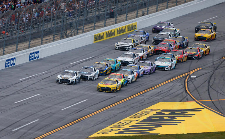 NASCAR starting lineup for Cup Series race at Darlington in 2024