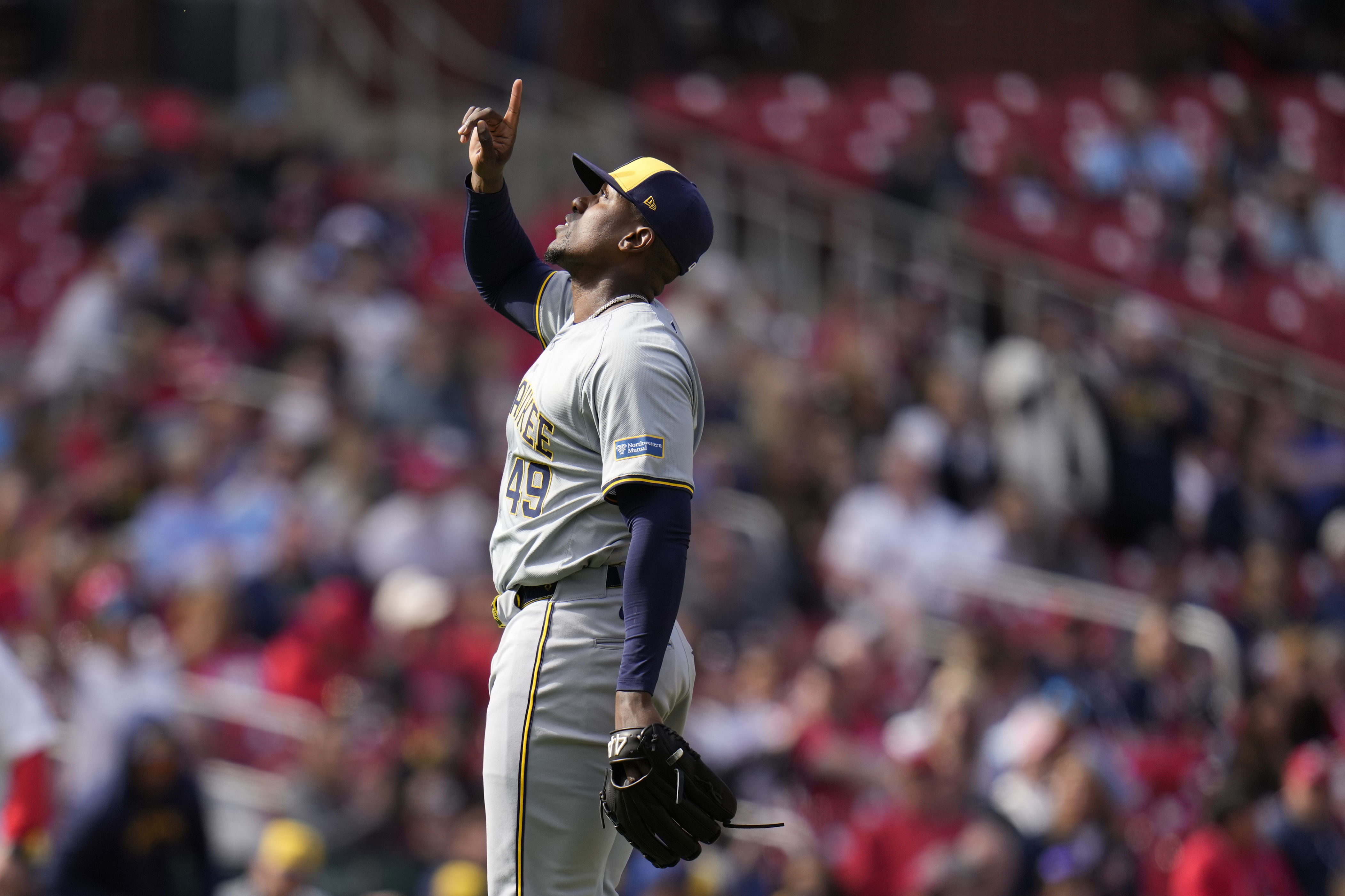 brice turang and jackson chourio hit back-to-back homers as brewers beat cardinals 12-5