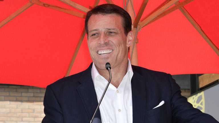 Tony Robbins: New York Times No. 1 Best-Selling Author