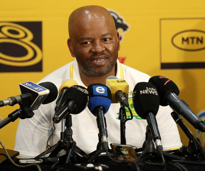rulani nowhere to be seen at sundowns; is it time for manqoba mngqithi to take over?