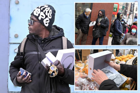 Rotten apples: Sidewalk peddlers flood NYC’s Chinatown with sketchy Apple merch<br><br>