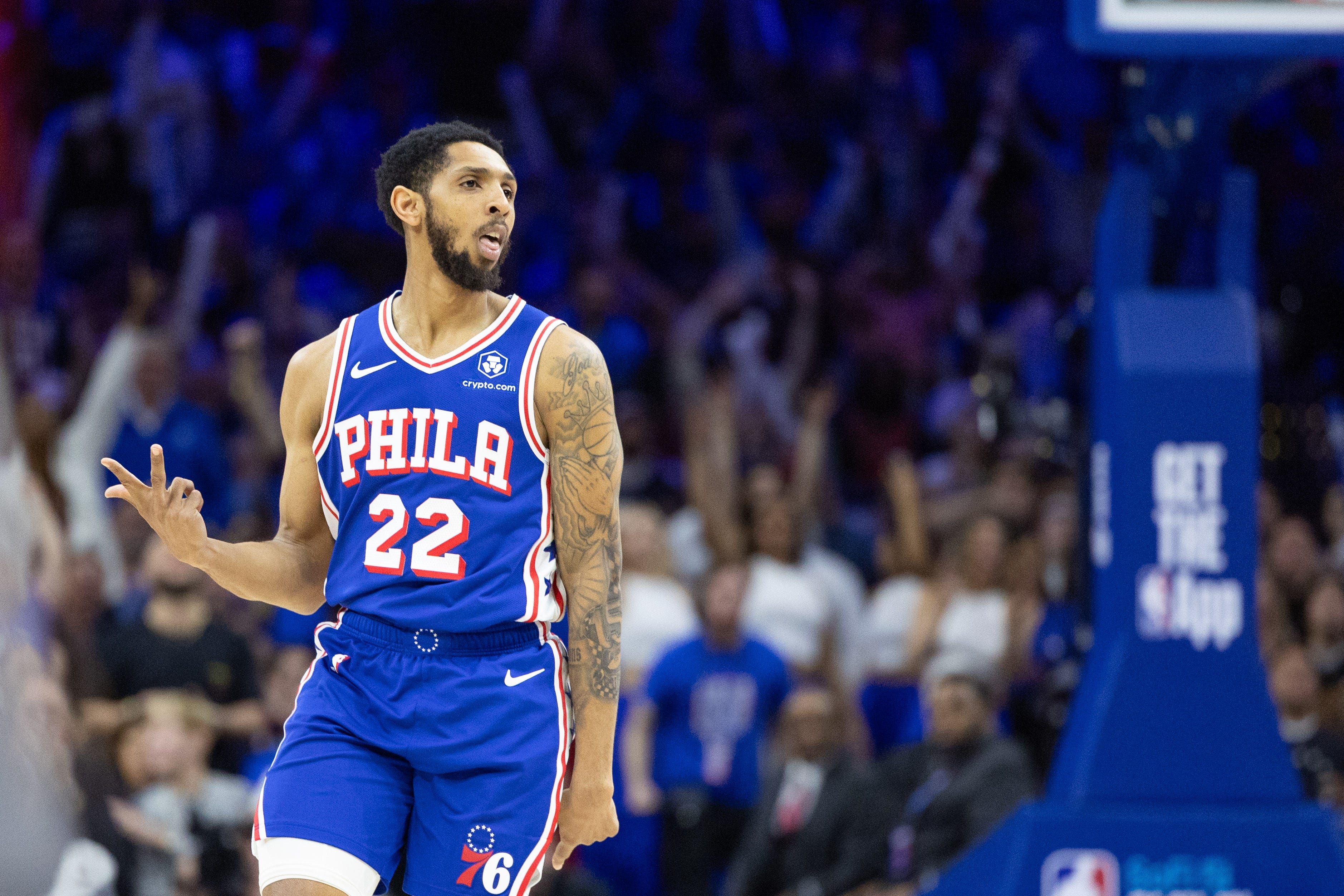 Despite Injury Scare, Sixers Not Shutting Down Joel Embiid For Season