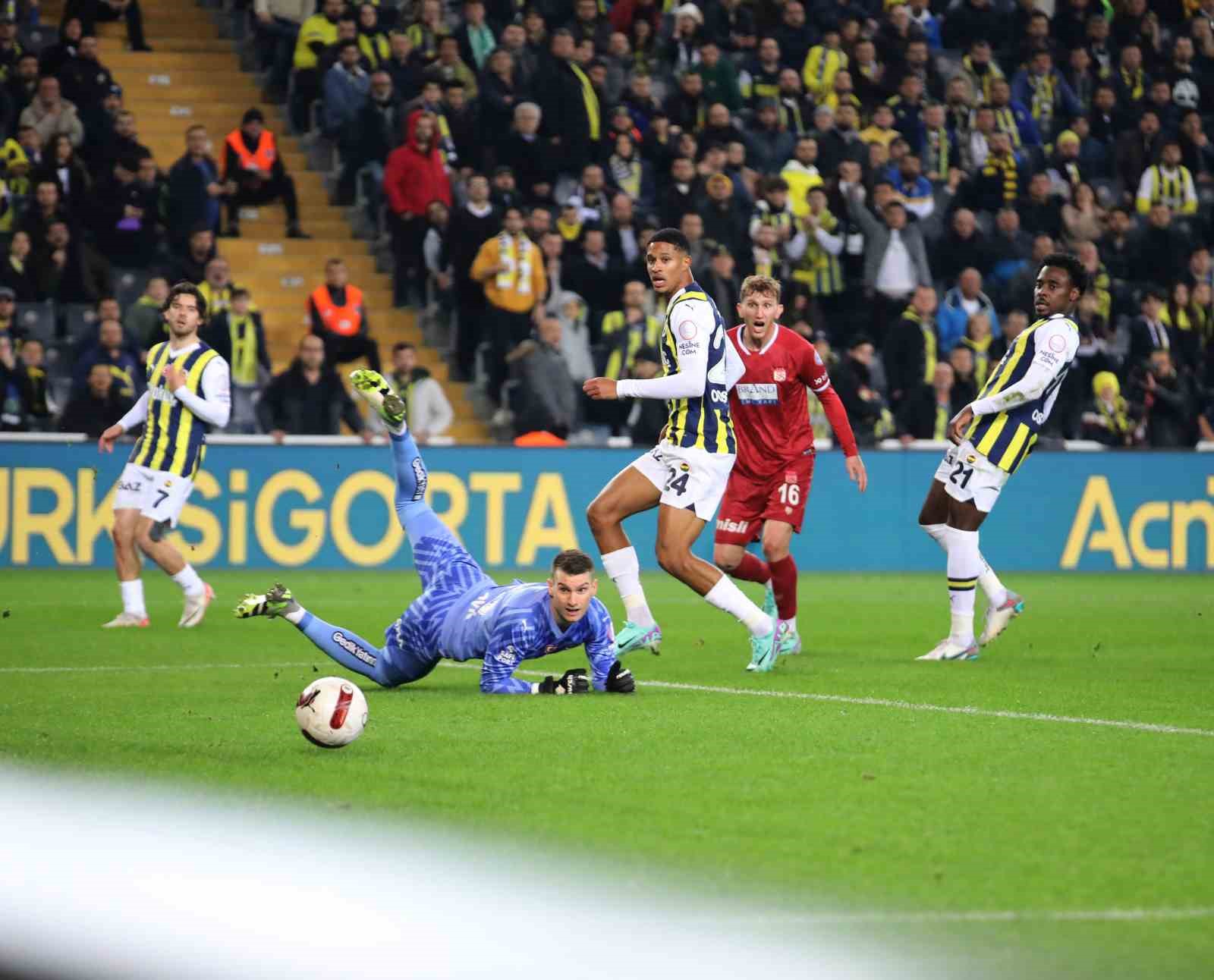 sivasspor - fenerbahçe maçlarında 120 gol atıldı