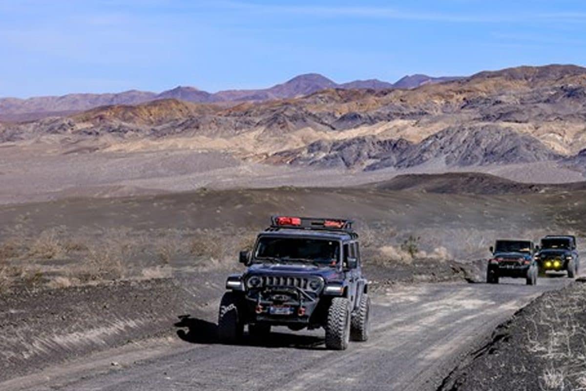 here's what might happen if a vehicle breaks down in california's death valley