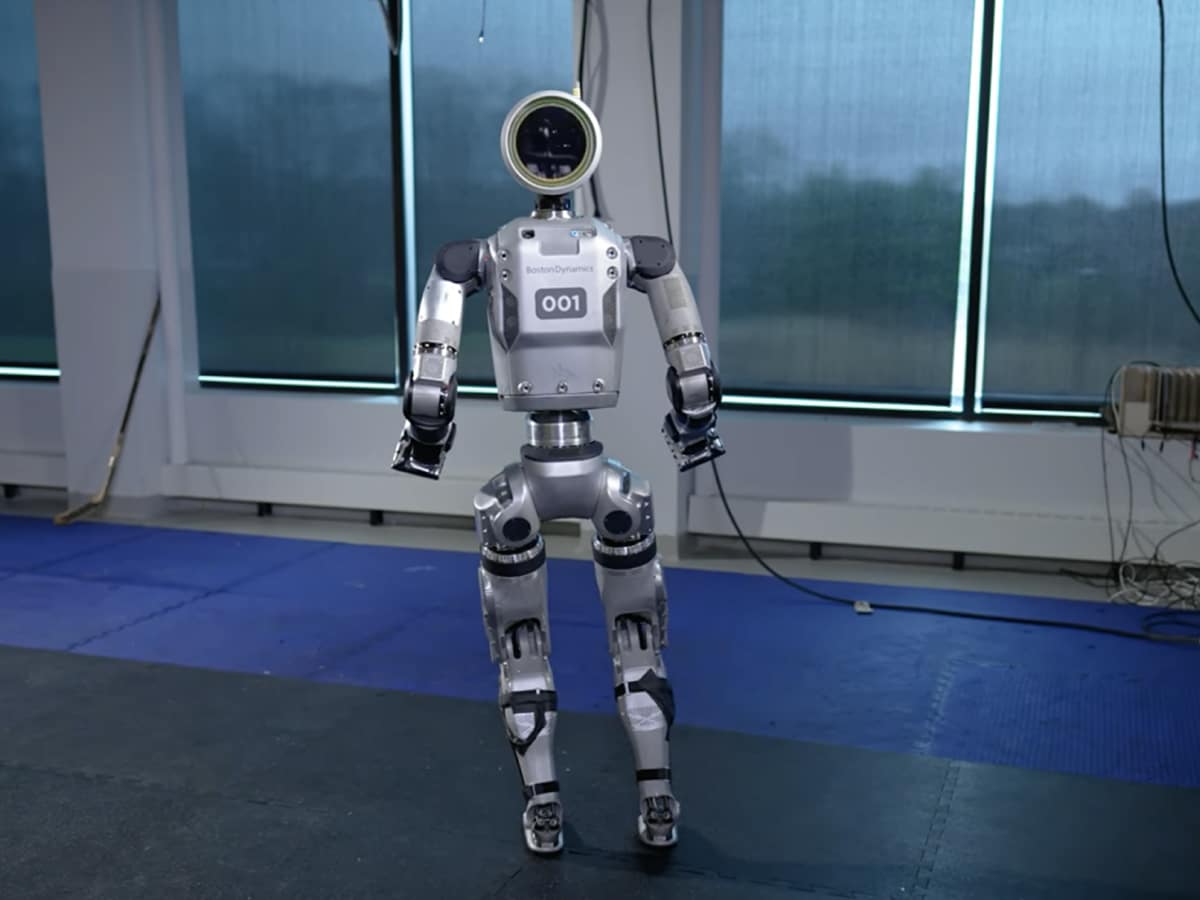 boston dynamics’ atlas robot is stronger and creepier than ever