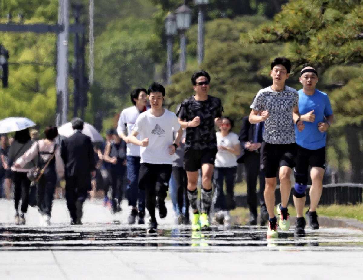 tokyo hits mid-june temp of 26.1 c; heat also felt in other areas