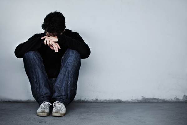 gejala dan dampak depresi pada pekerja, jangan diabaikan