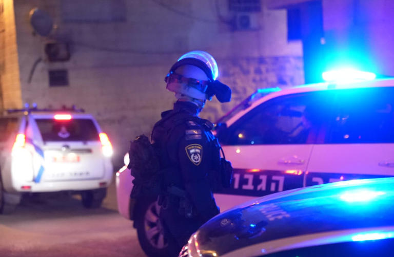 Police arrest nine terror suspects in east Jerusalem