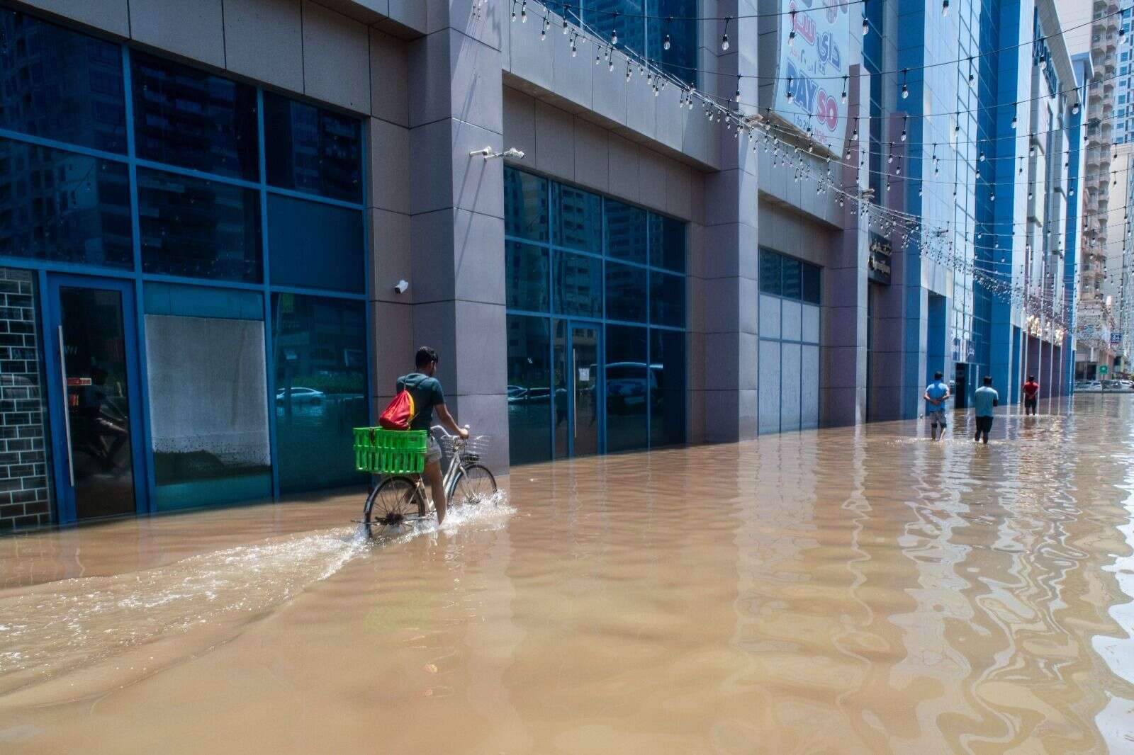 uae: adverse weather conditions caused by climate change, environmental expert says