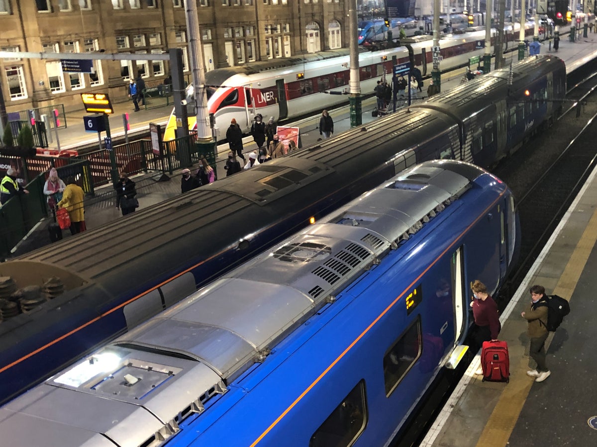 train versus plane between london and edinburgh: rail wins, but not by too much