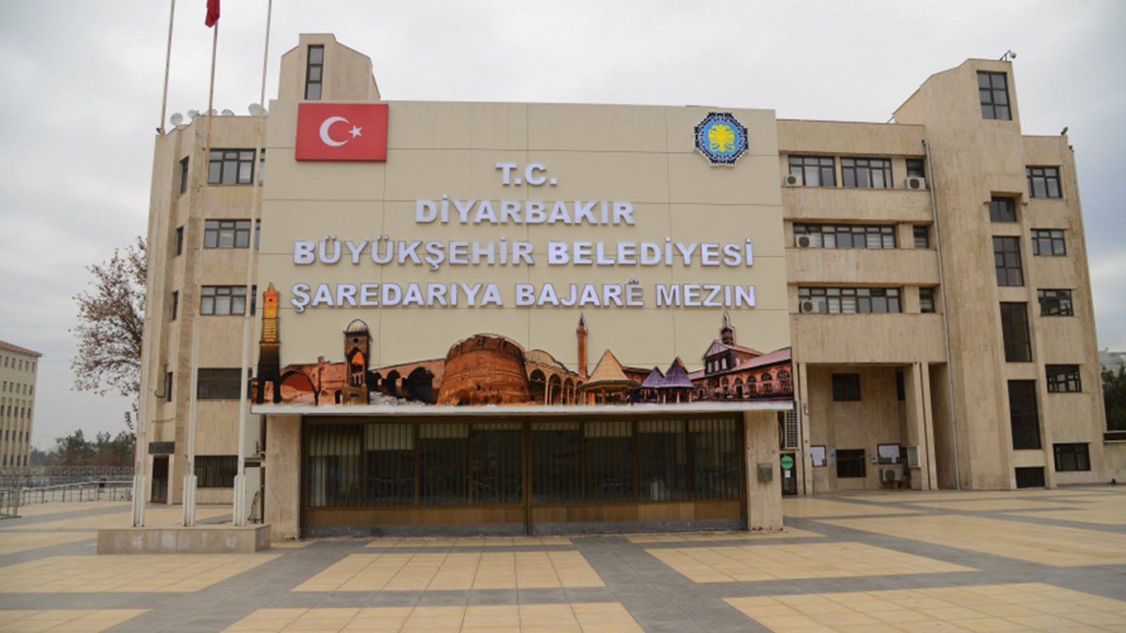 diyarbakır büyükşehir belediyesi'nde tüm harcama işlemleri durduruldu