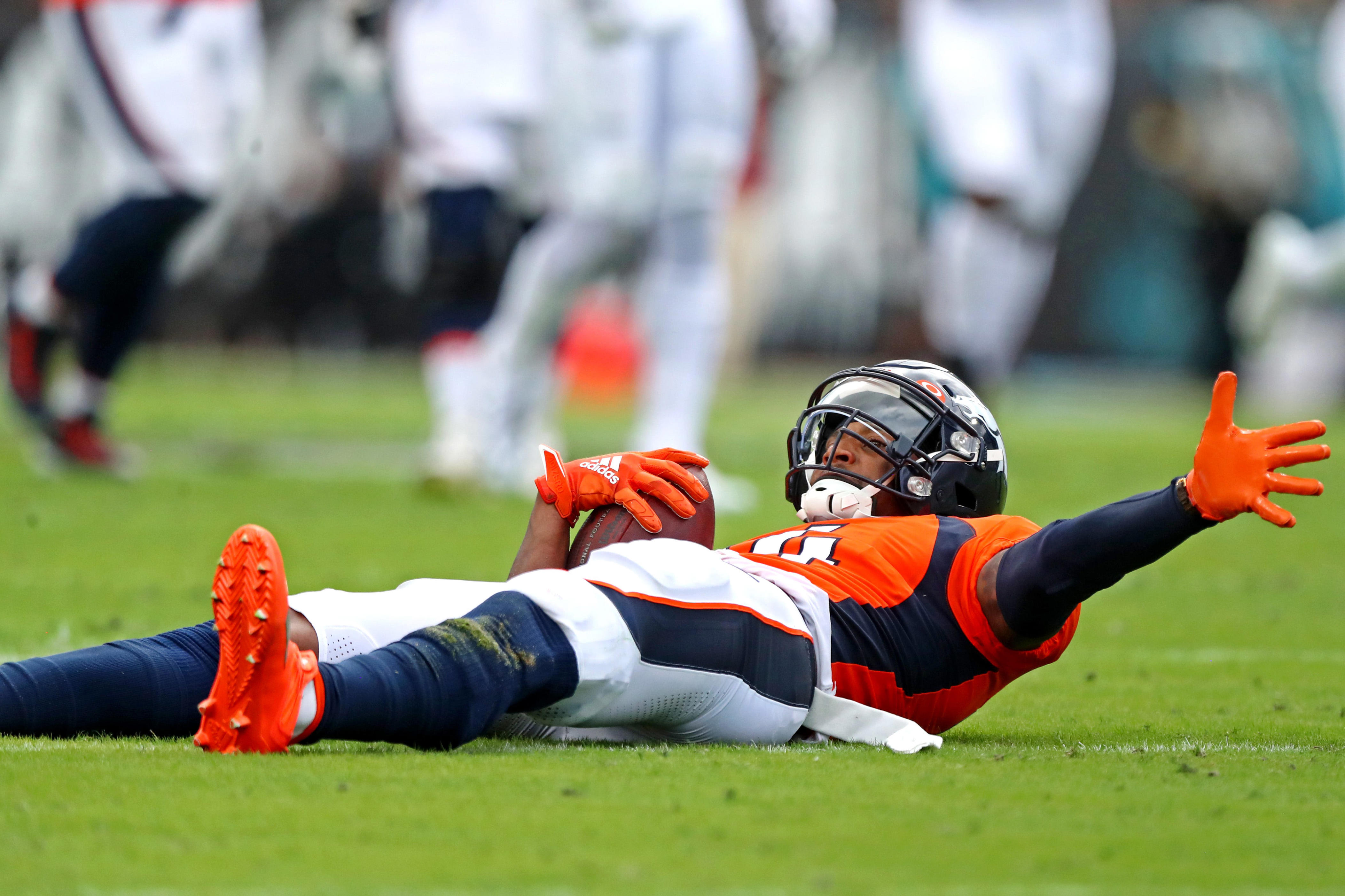 report: broncos getting trade calls about courtland sutton