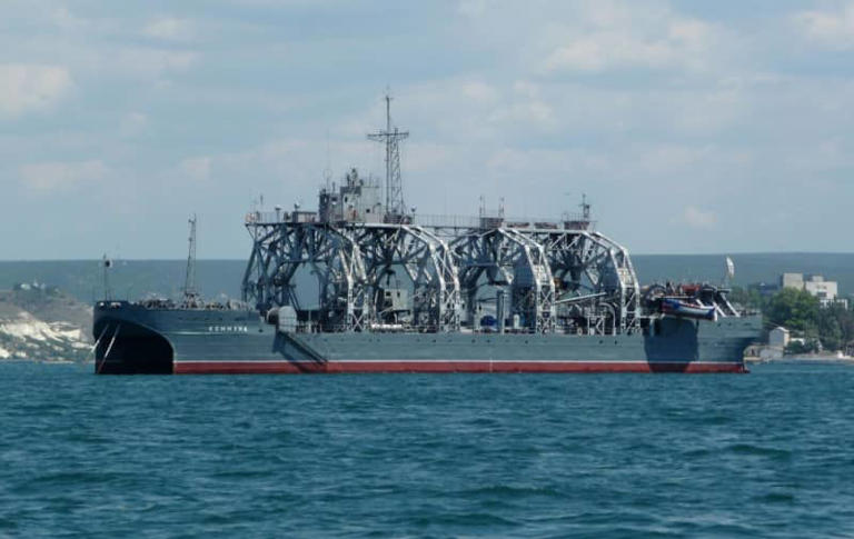 Oldest Russian Warship Details About Kommuna Attacked By Navy In Crimea