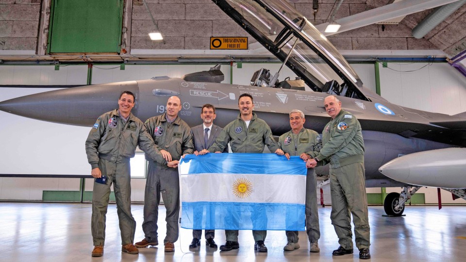 f-16-flugzeuge für argentinien: dänemark sticht china