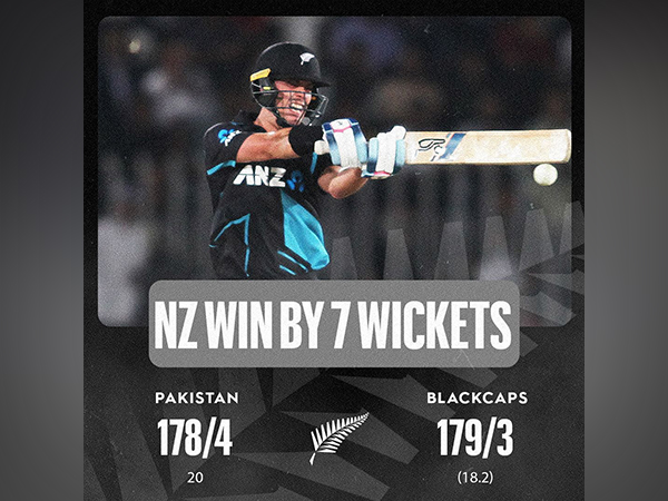 chapman's fifty helps new zealand clinch 7-wicket win over pakistan in 3rd t20i