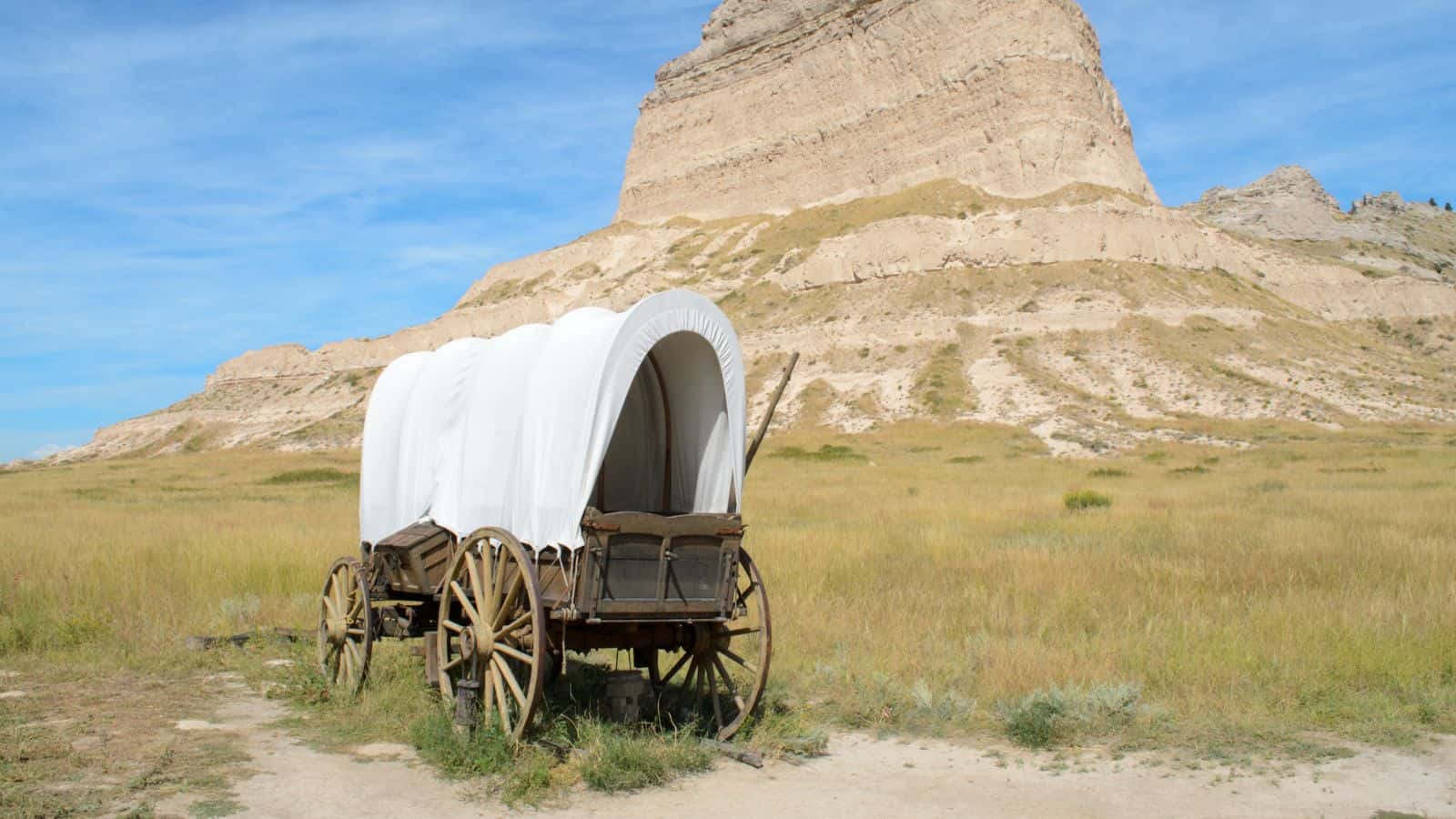 <p>Trace the historic Oregon Trail from Oregon to Wyoming, exploring landmarks, museums, and breathtaking natural landscapes along the way.</p><p>This 2,000-mile route follows the path of the Oregon Trail, a historic route used by pioneers traveling west during the 19th century. Historic sites like Fort Laramie, Independence Rock, and the Oregon Trail Ruts, along with landscapes such as the Snake River and the National Historic Oregon Trail Interpretive Center are among the best things to do while on your way.</p><p>The Oregon Trail offers a unique opportunity to step back in time and experience the challenges and adventures faced by early American settlers.</p>