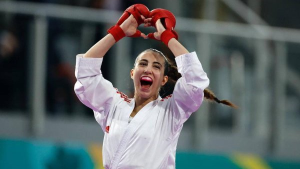 valentina toro se consagra campeona de la premier league del karate en el cairo, egipto