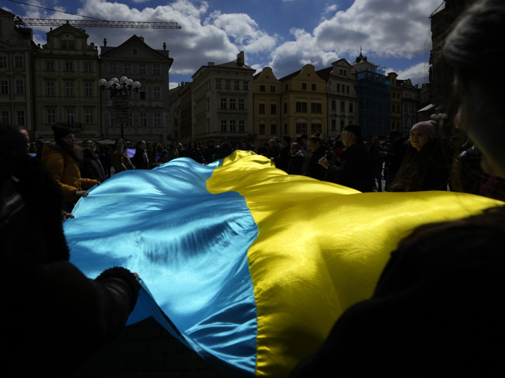 kiew hofft auf baldige lieferung von militärhilfe - nacht im überblick