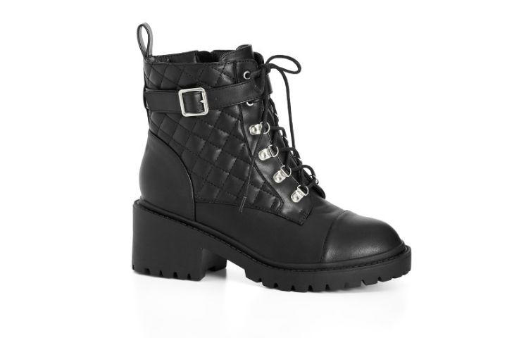 8 fashionable boots that actually fit people with wide feet