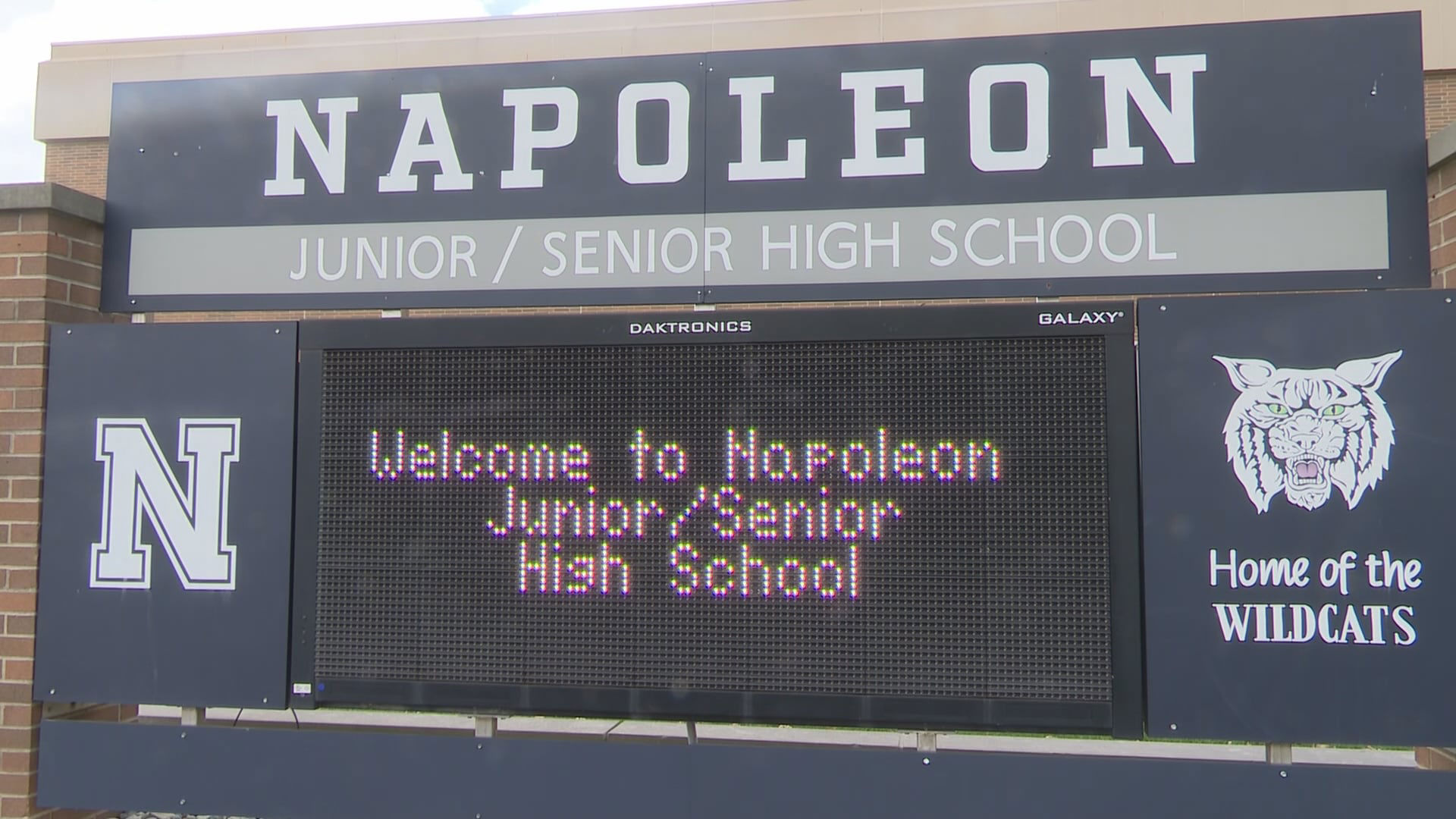 Napoleon schools stepping up security Monday after receiving threat