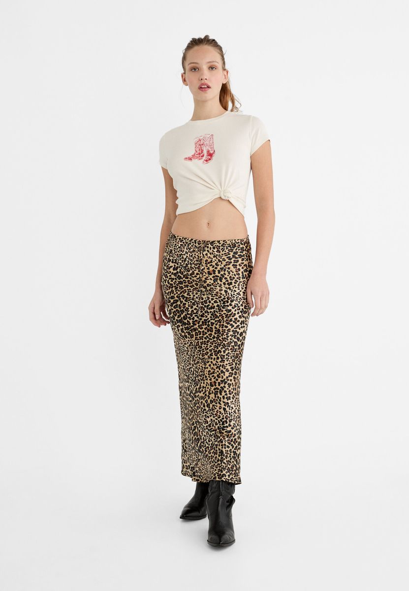 la falda de leopardo de 25 € de stradivarius que agotan en sus tallas más grandes