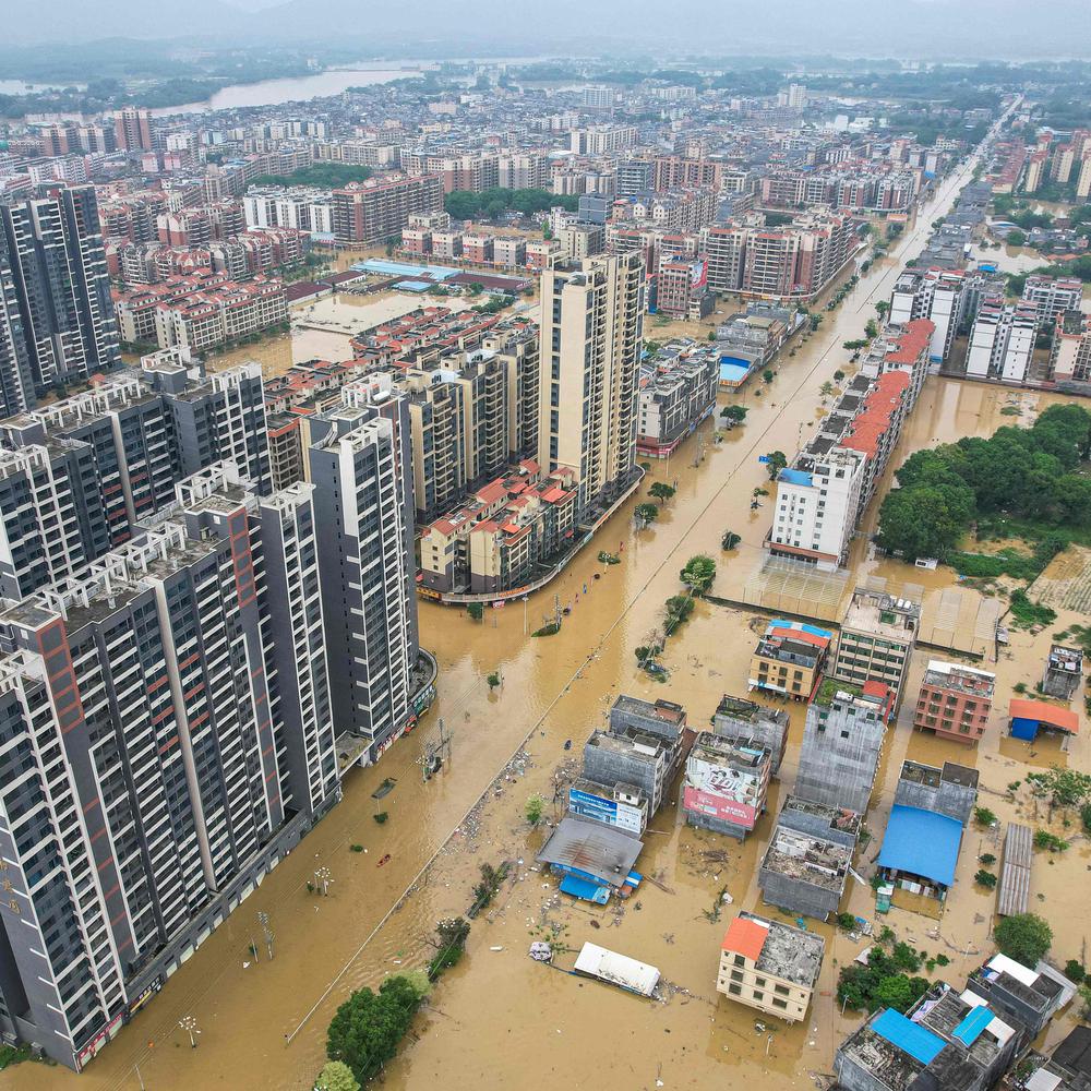 jahrhundertflut im süden chinas : schwere überschwemmungen mit mindestens drei toten