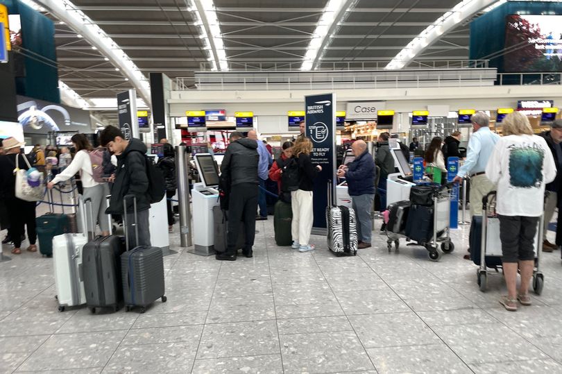 bank holiday travel chaos looms as three-day heathrow airport strike called
