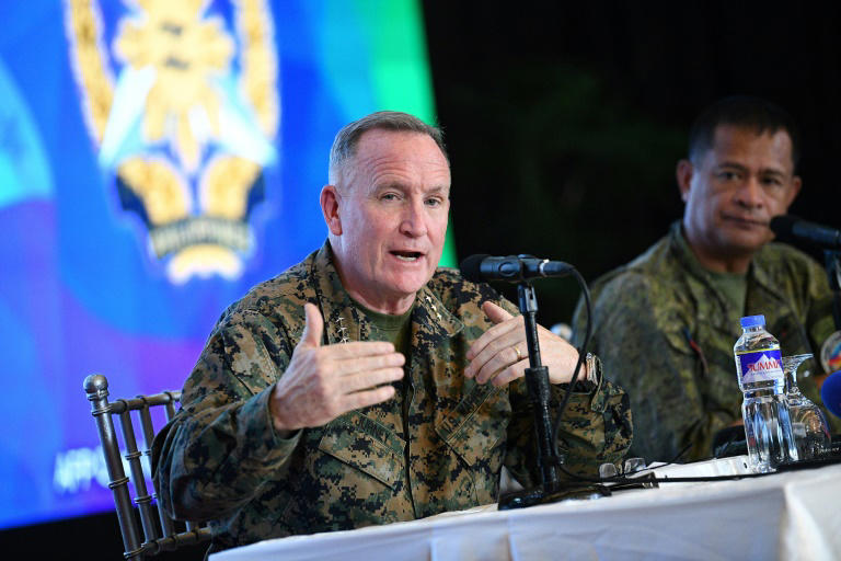 Le lieutenant-général William Jurney, commandant des forces du Corps des Marines des États-Unis dans le Pacifique, le 22 avril 2024, à Manille, aux Philippines