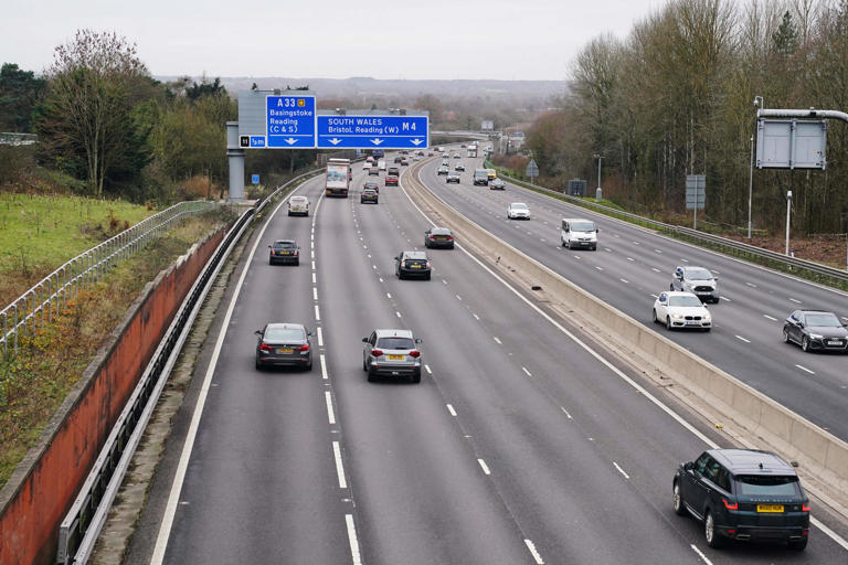 Calls for smart motorways to be banned after hundreds of failings ...