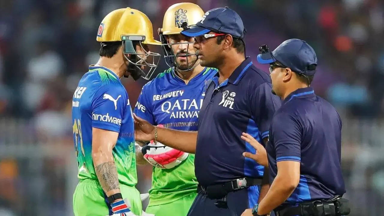 'if the ball was bowled with pace...': harbhajan singh on virat kohli's controversial dismissal against kolkata knight riders