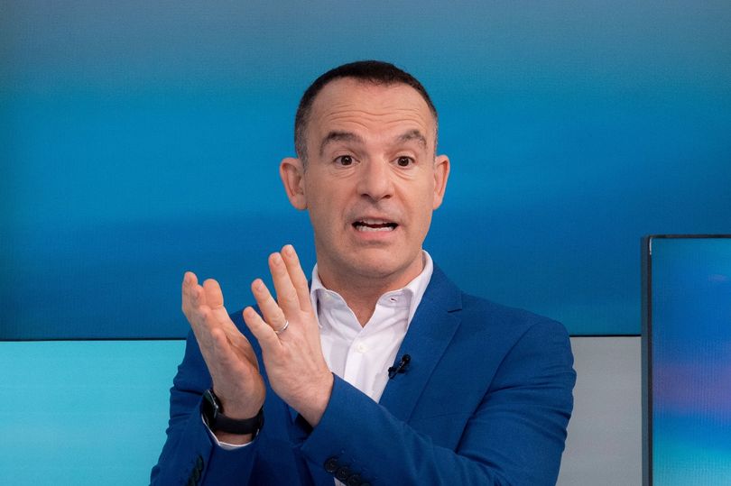 how to, martin lewis advises how to save 'serious' amount of money when buying curtains