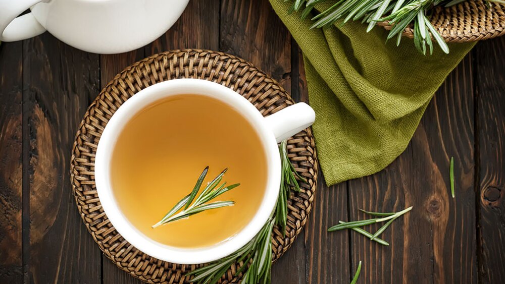 este es el té natural que mejora la memoria y alivia los refriados