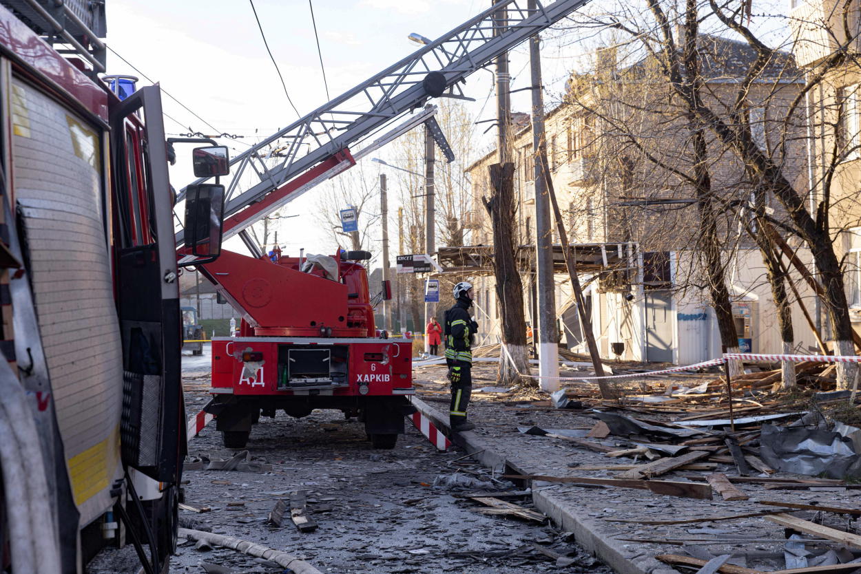 ukraina: rosjanie zniszczyli wieżę telewizyjną w charkowie