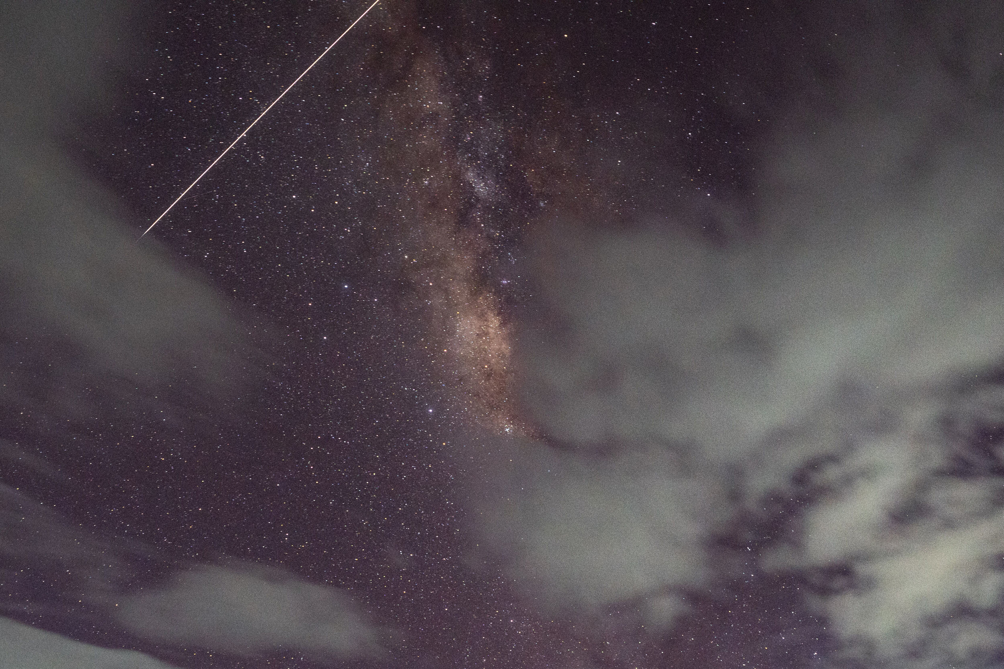 lluvia de meteoros “las líridas”: qué es este fenómeno astronómico, cuándo ocurre y dónde verlo