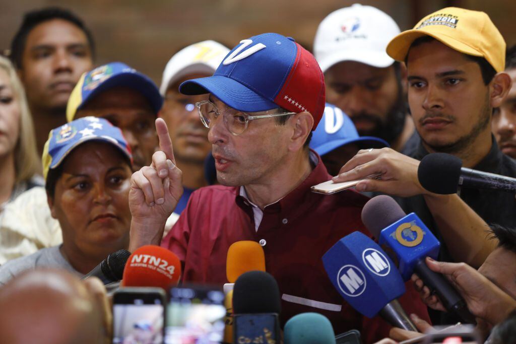 continúan las polémicas en venezuela e intervienen, por segunda vez, el partido de henrique capriles