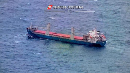 Ιταλία: Σύγκρουση πλοίων ανοιχτά της Σικελίας - Δεν έχει αναφερθεί τραυματισμός - 1