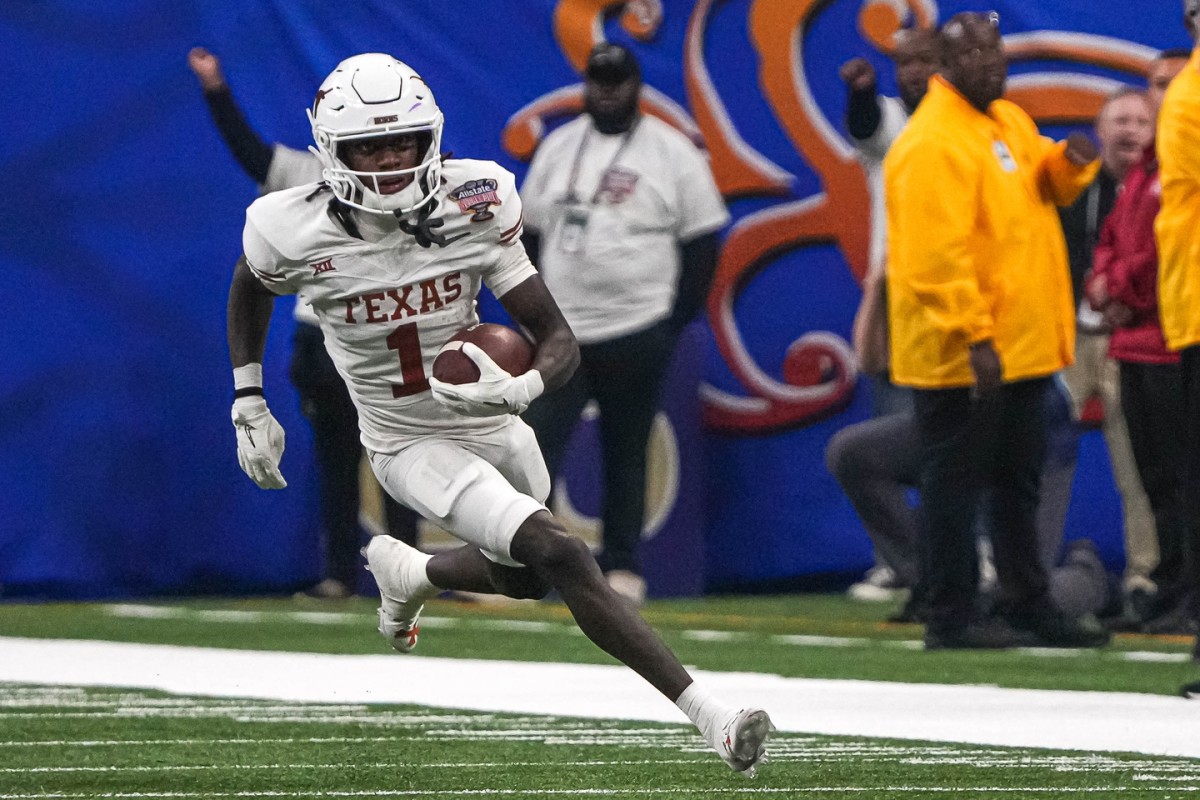 eagles trade up for star wr in 7-round mock draft