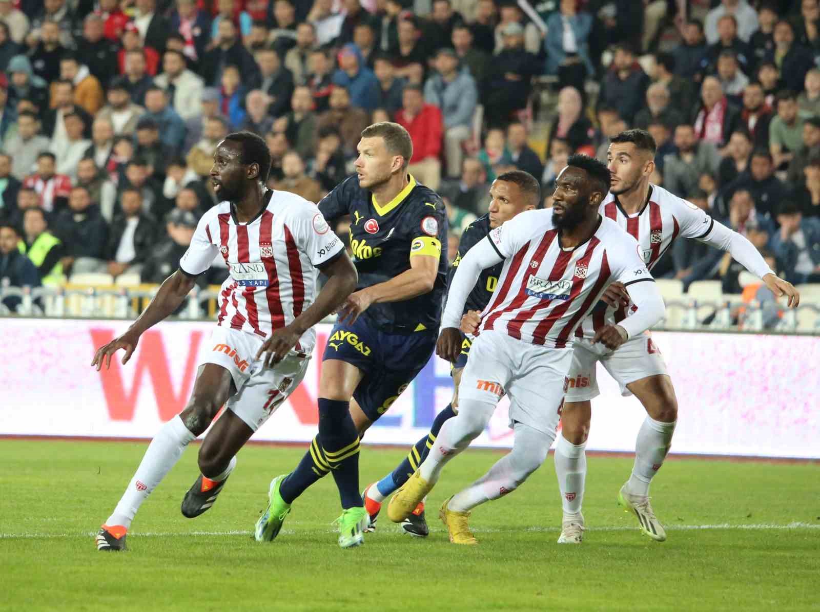 trendyol süper lig: sivasspor: 2 - fenerbahçe: 2 (maç sonucu)