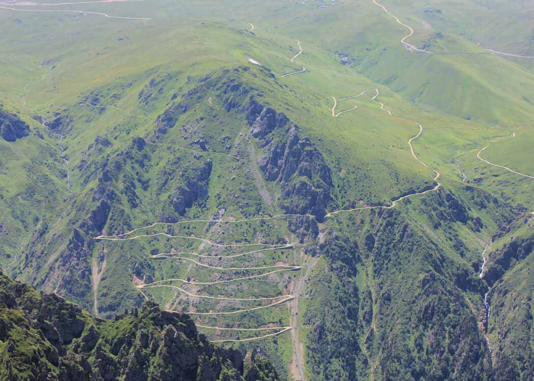 <p>This 179 km highway in Turkey is one of the most challenging roads in the world. With 29 hairpin bends and no barriers or railings to prevent cars from toppling over the edge, the only thing that will get you across this winding road safely is your driving skills.</p><p>The Bayburt D915 is so dangerous that parts of the road are closed in winter due to the elevated chances of avalanches, snow blizzards, and other treacherous weather conditions. However, despite the known dangers of this highway, many locals still drive along Bayburt D915 daily using almost every mode of transport.</p>